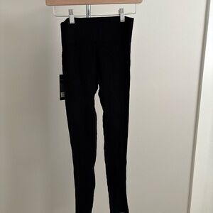 NWT Black Ribbed Leggings - Medium